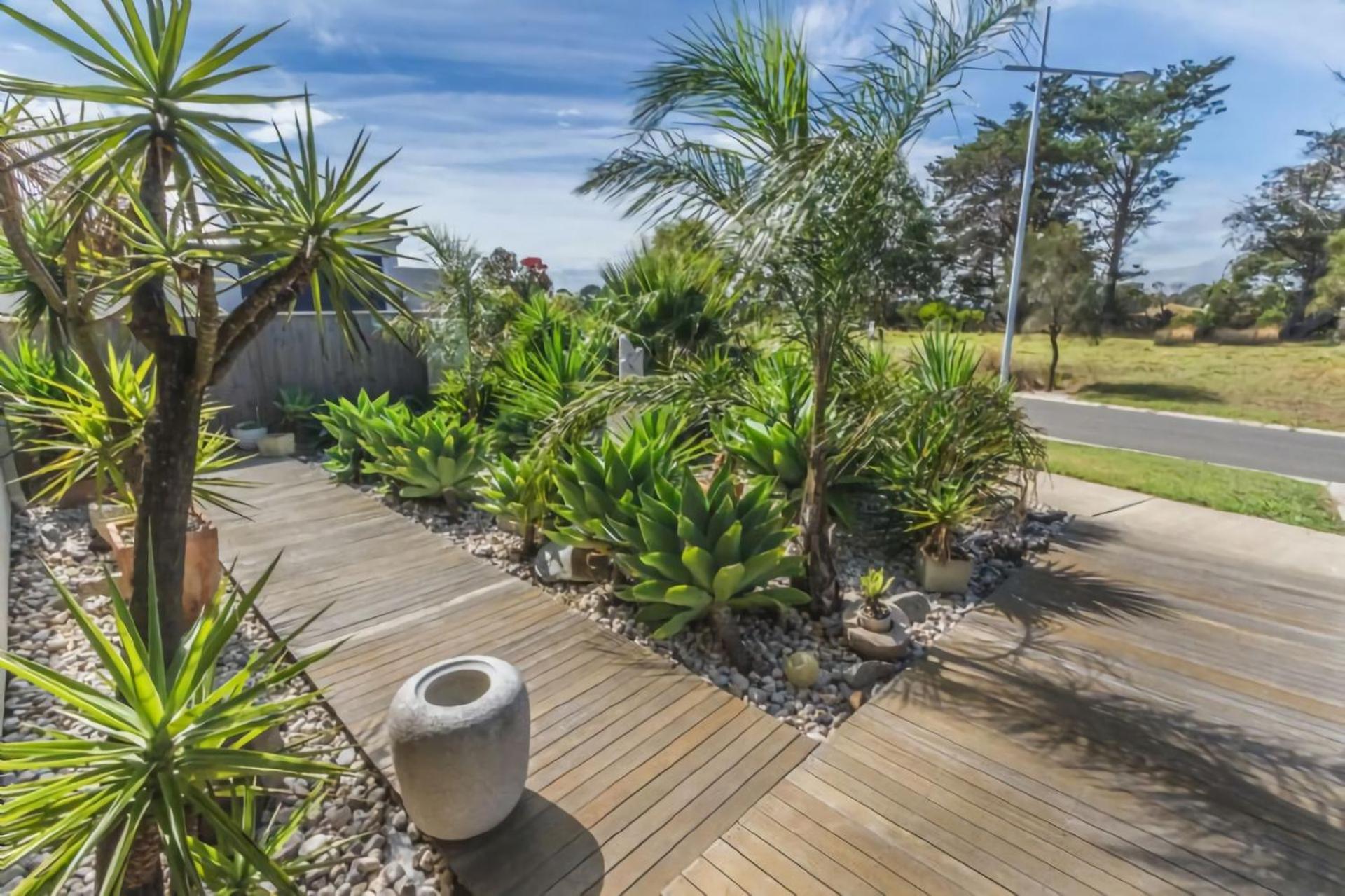 Currawong Close Pool Pool Table Alfresco Featured 卡尔斯 外观 照片