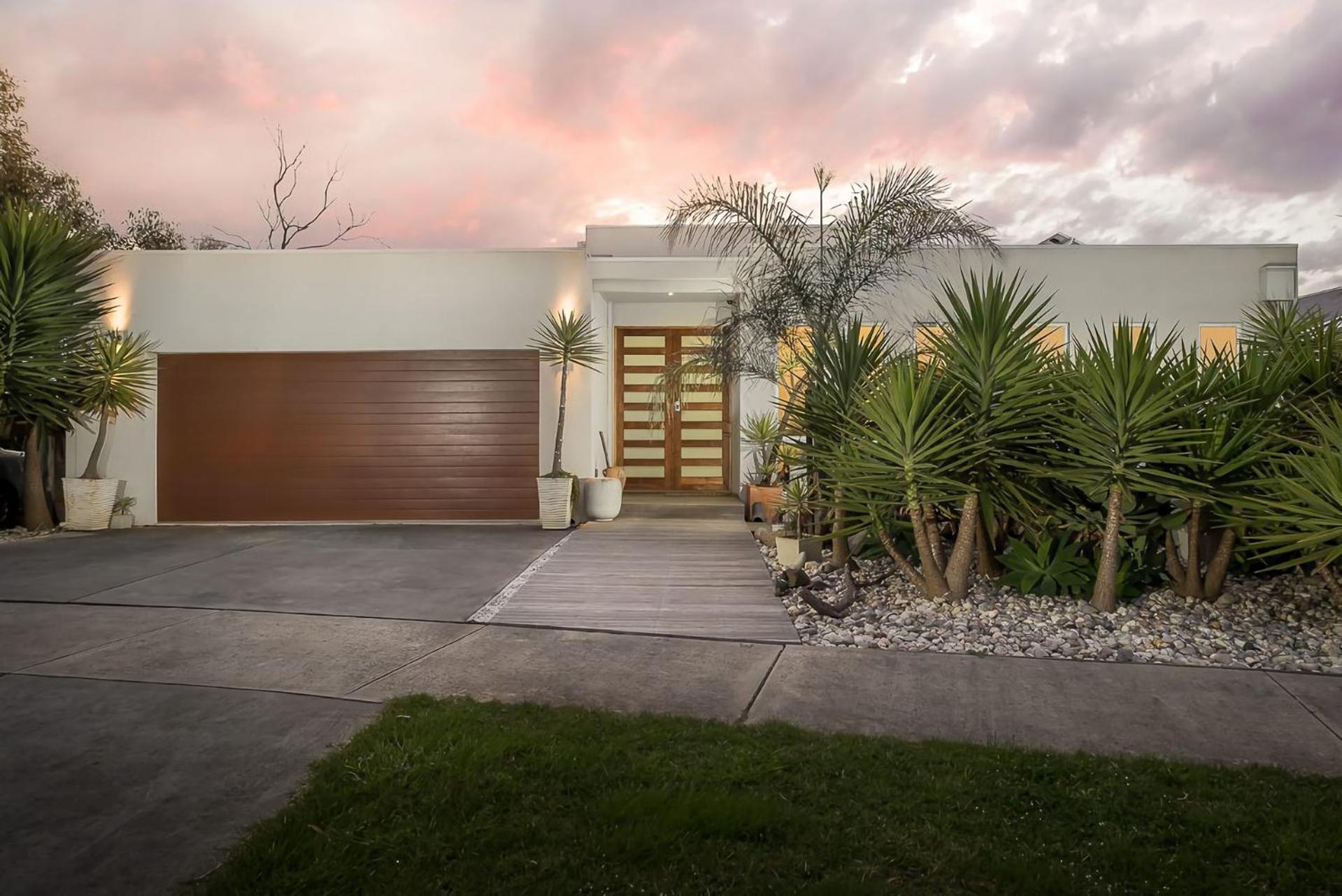 Currawong Close Pool Pool Table Alfresco Featured 卡尔斯 外观 照片