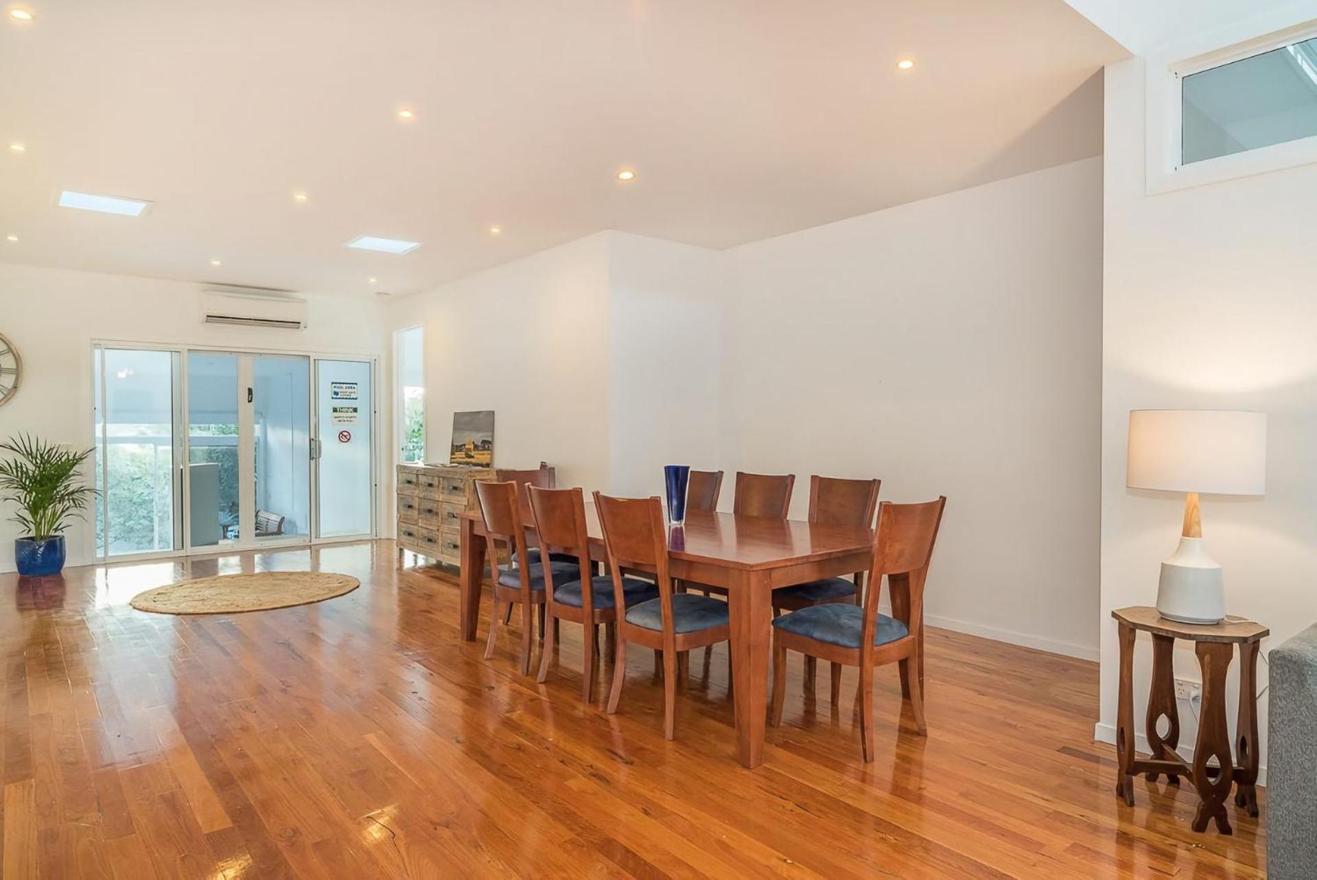 Currawong Close Pool Pool Table Alfresco Featured 卡尔斯 外观 照片
